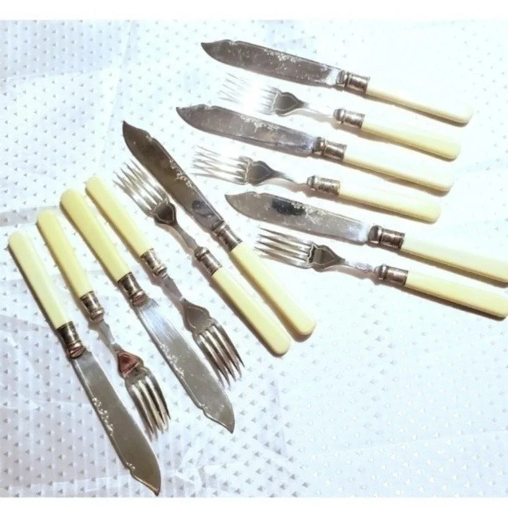 VTG Fish Cutlery English Style Design 6 Sets Forks Knifes faux bone Silver pl